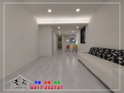 桃園房市 青埔特區 重大建設加持-台中買屋、賣屋、租屋(台中買賣-厝、地的家)--提供台中房屋、台中售屋、台中租屋、房屋買賣、台中土地買賣、台中土地租賃、工業用地買賣、廠房買賣租賃、貸款諮詢、免費不動產行情諮詢，免費各項稅費概算,不動產相關法律諮詢…等。 篤行國小正一樓公寓+門前停車